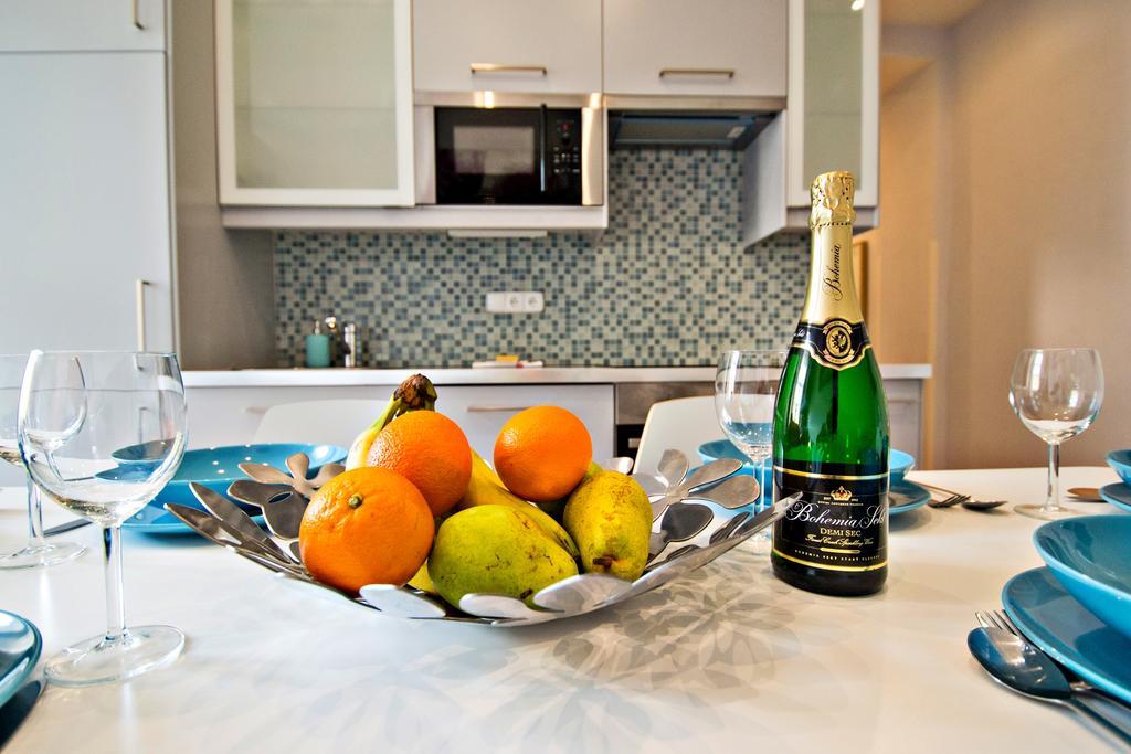 Business Class Ruterra Suite Praha Bagian luar foto