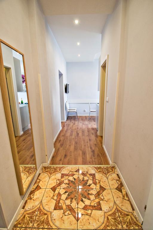 Business Class Ruterra Suite Praha Bagian luar foto