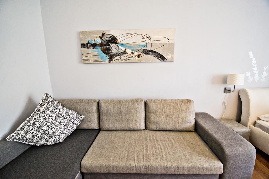 Business Class Ruterra Suite Praha Bagian luar foto