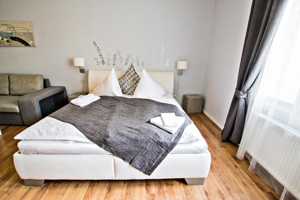 Business Class Ruterra Suite Praha Bagian luar foto