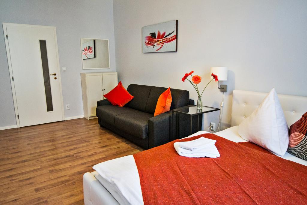 Business Class Ruterra Suite Praha Bagian luar foto